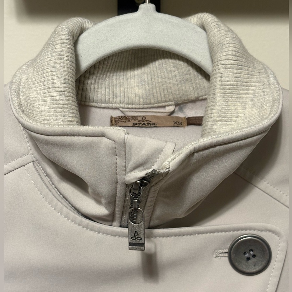 Prana button down jacket - Picture 3 of 5